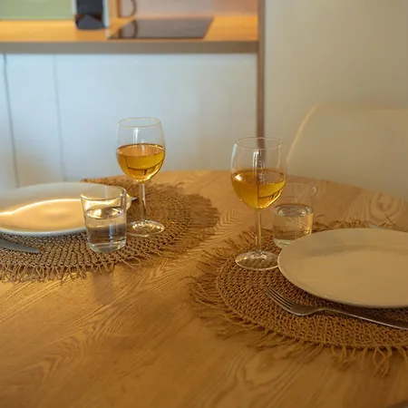 شقة Avec Balcon - Centre *